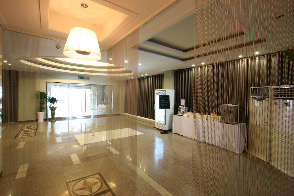 Nice Hotel Uijeongbu Экстерьер фото