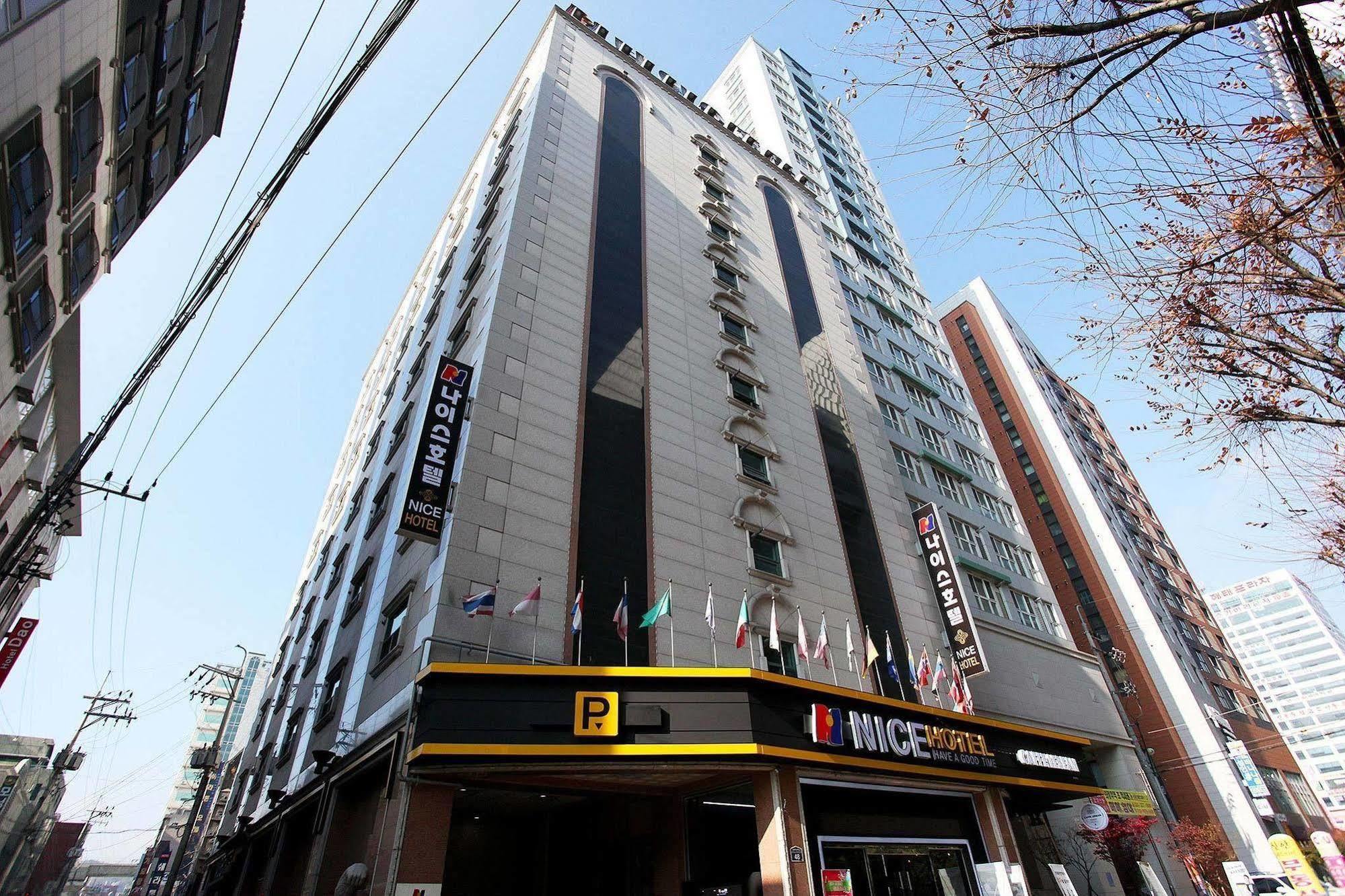Nice Hotel Uijeongbu Экстерьер фото